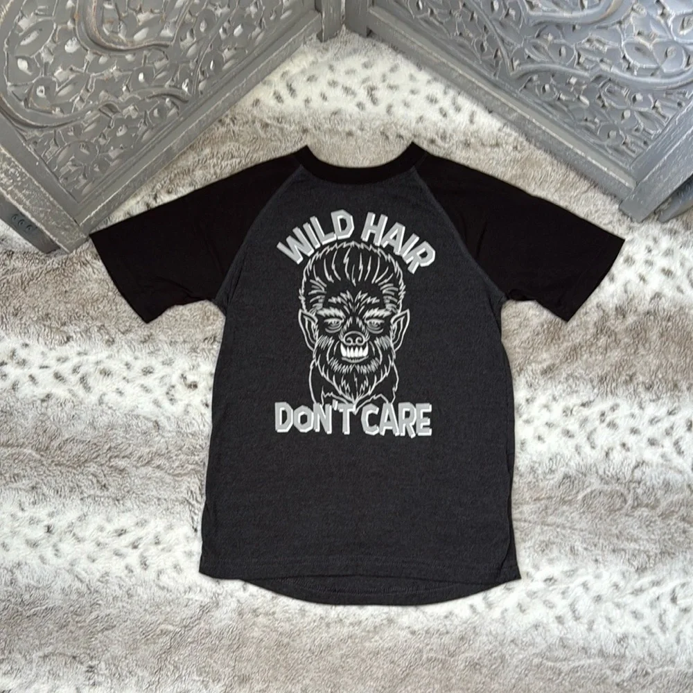 Halloween Wolfman shirt boys size 8 Wild Hair Don’t Care trick or treat werewolf